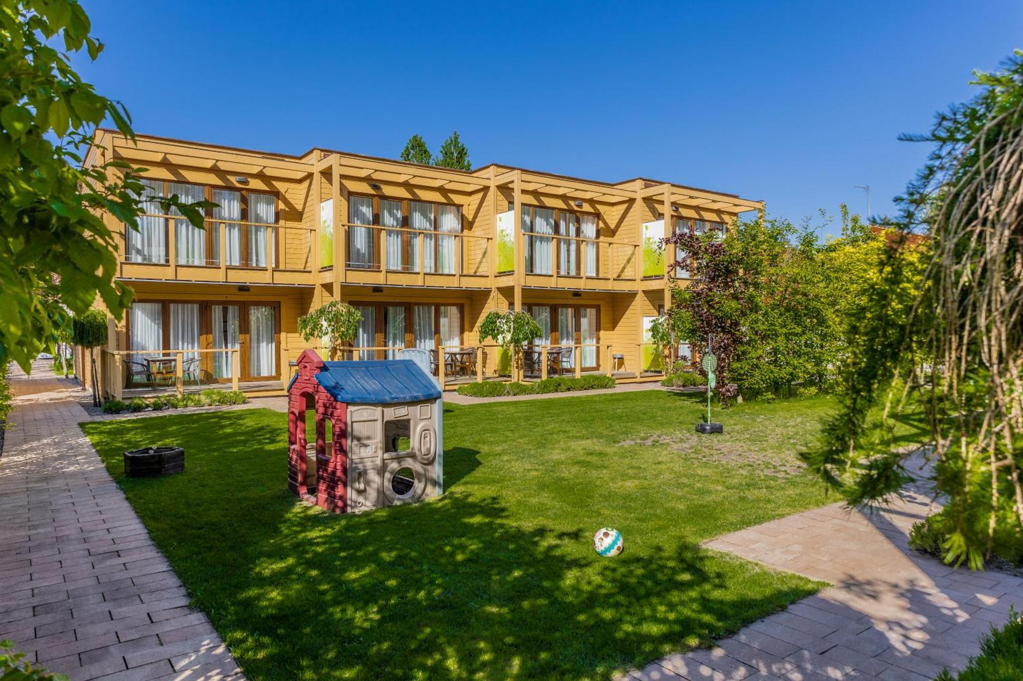 Domki Apartamentowe Bravo Bobolin Exterior foto